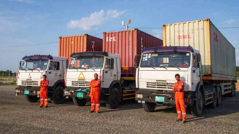 ចំណតផែរណបពហុបំណង LM២៦