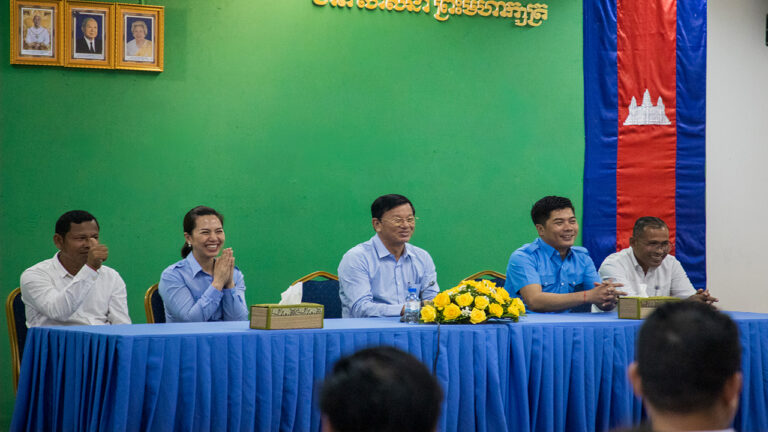 ក.ស.ភ. បានជួបសំណេះសំណាល និងប្រគល់រង្វាន់លើកទឹកចិត្តដល់សិស្សានុសិស្សដែលទទួលបាននិទ្ទេស A និង B ឆ្នាំសិក្សា២០២៤-២០២៥